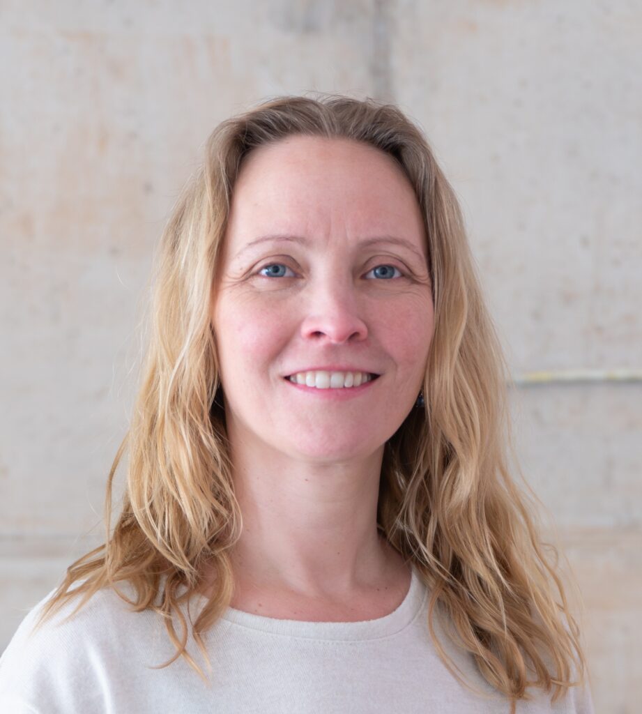 Dr. Michaela Kümpel